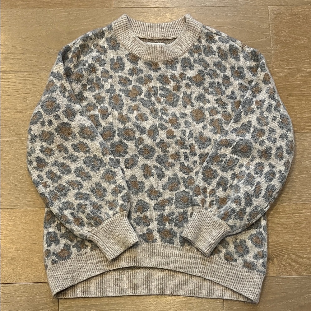 Abercrombie & Fitch Crewneck Leopard Print Sweater | S